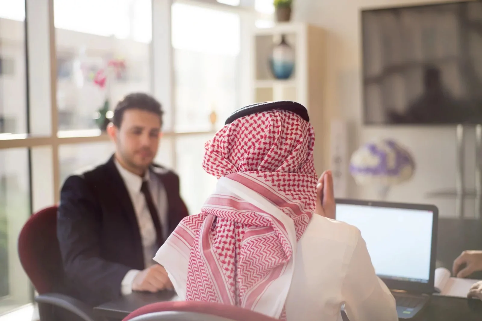Collaborating with Agencies for Inspiring Marketing Projects in Saudi