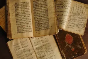 What Does an Arabic Copywriting Agency Actually Do? (And Do You Really Need One?) (Credits magnific)
